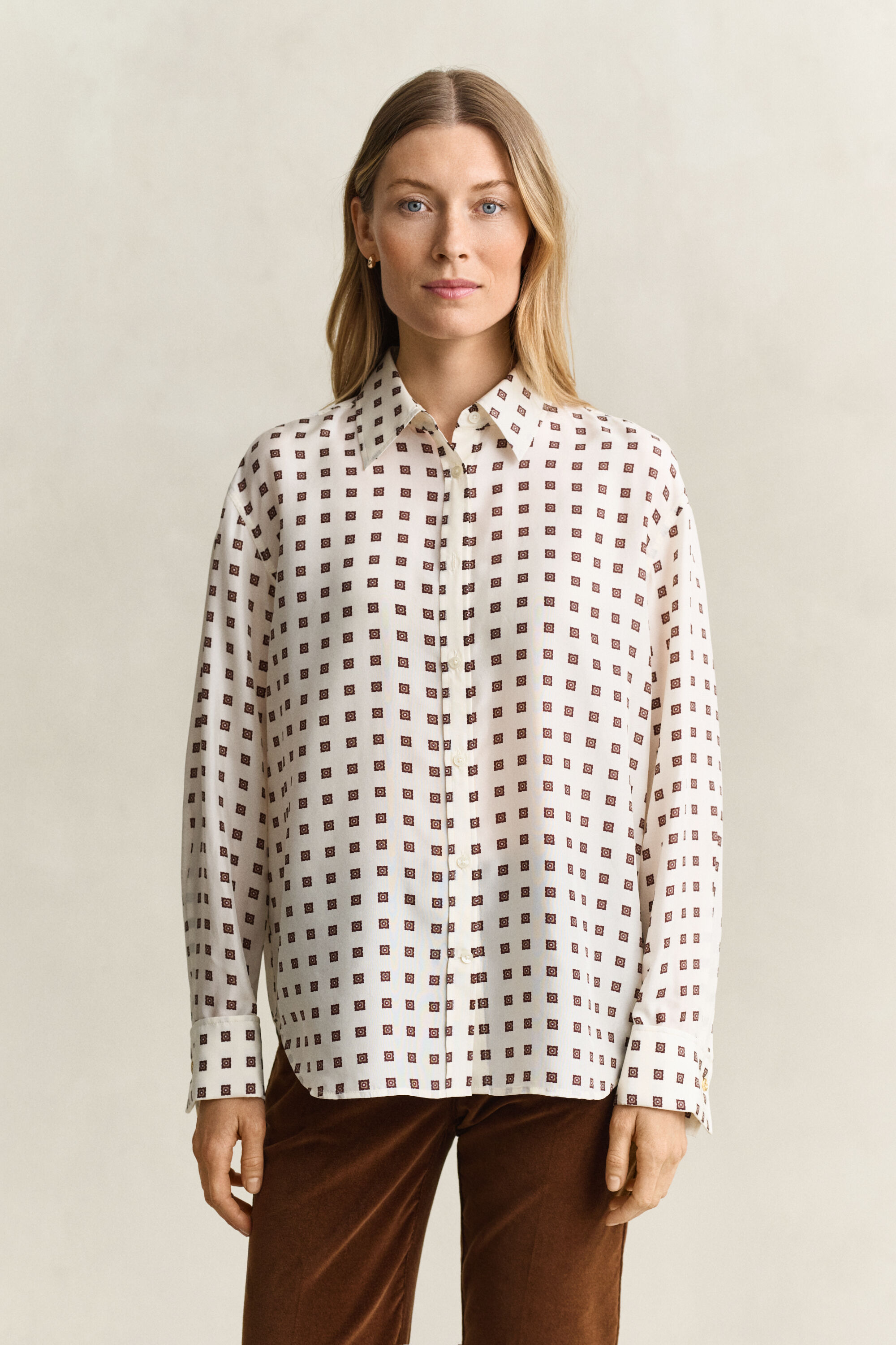 Blusa in seta habotai