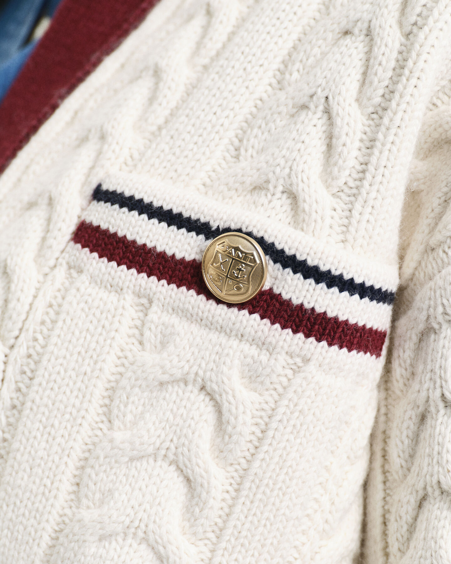 Cardigan a trecce a contrasto