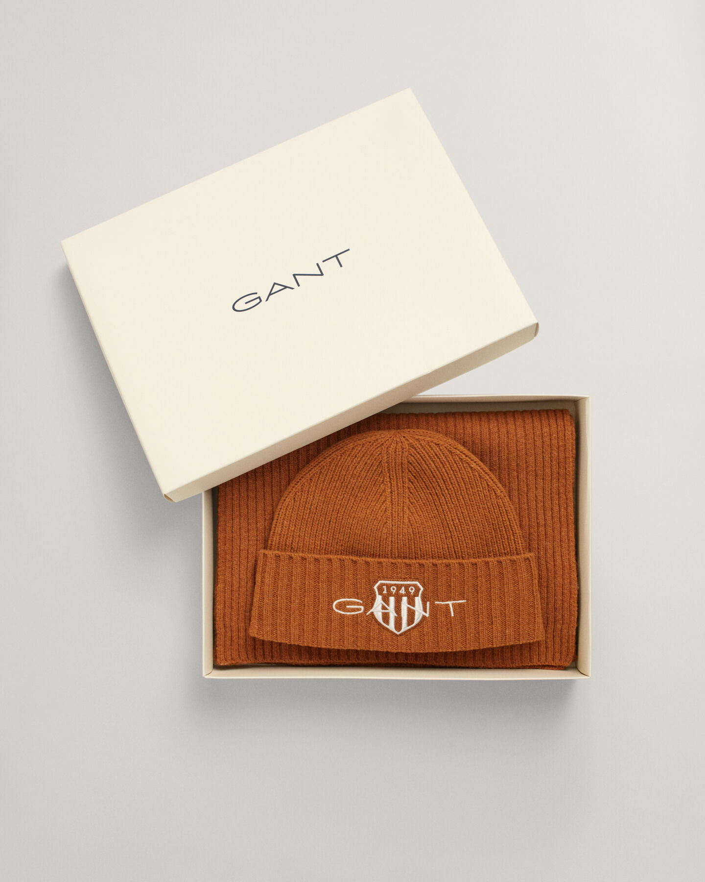 Set regalo berretto e sciarpa Teens