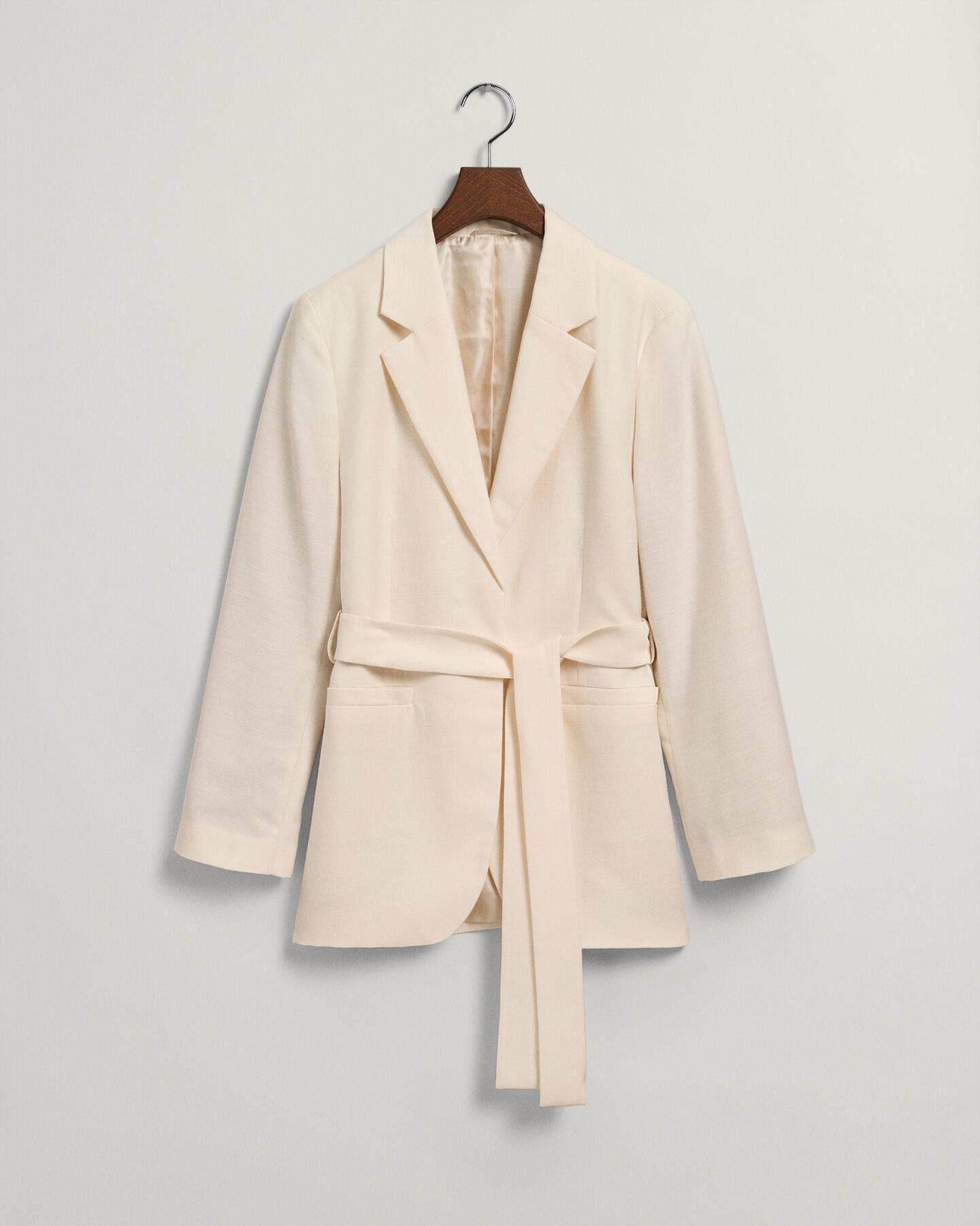 Blazer Fluid con cintura regular fit