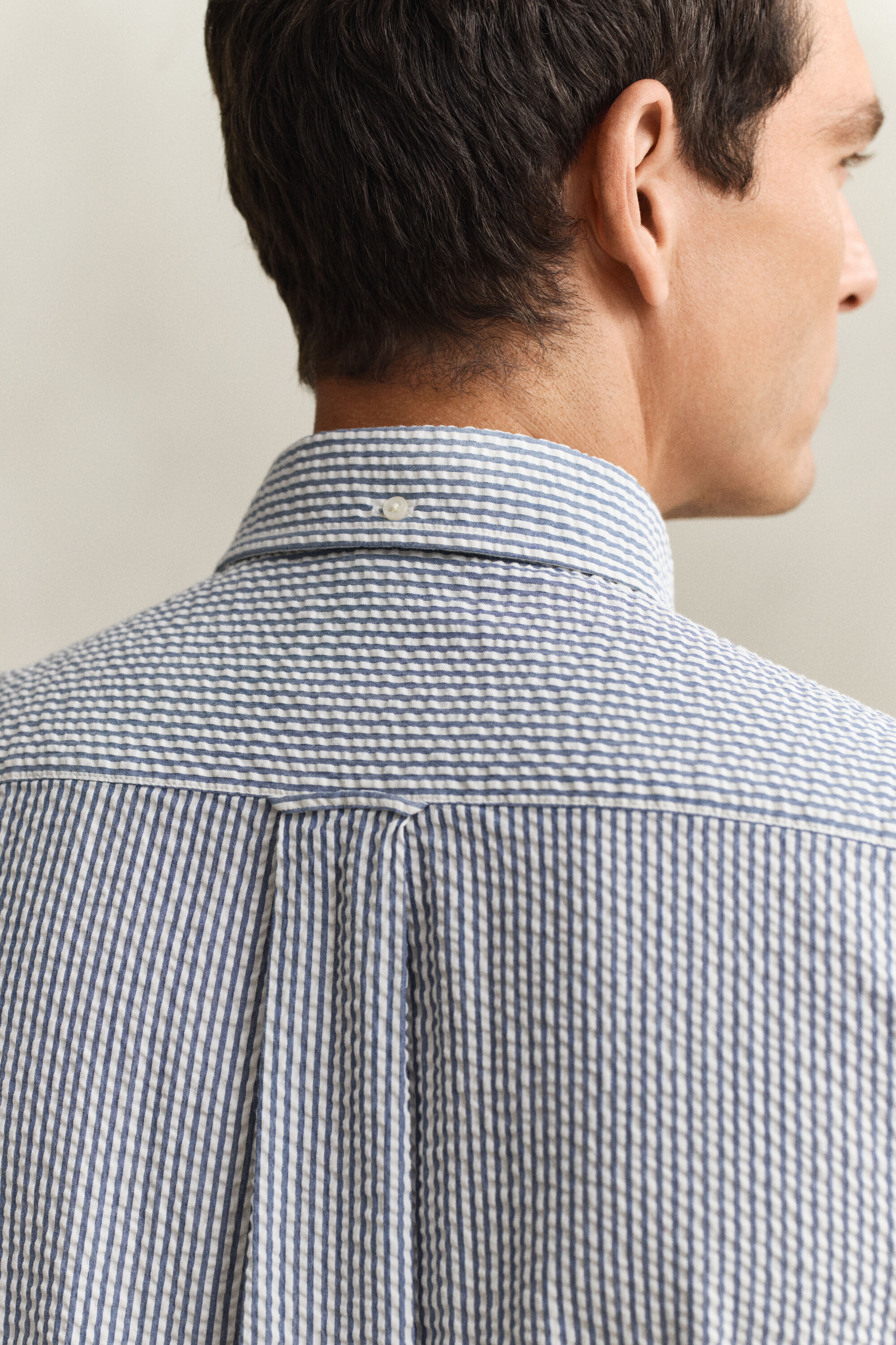 Camicia a maniche corte in seersucker a righe