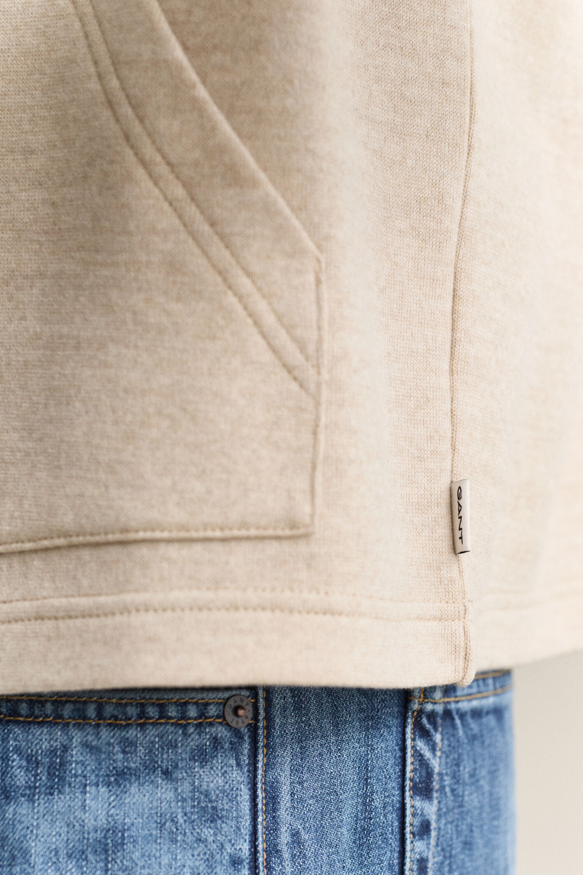 Piumino smanicato con zip