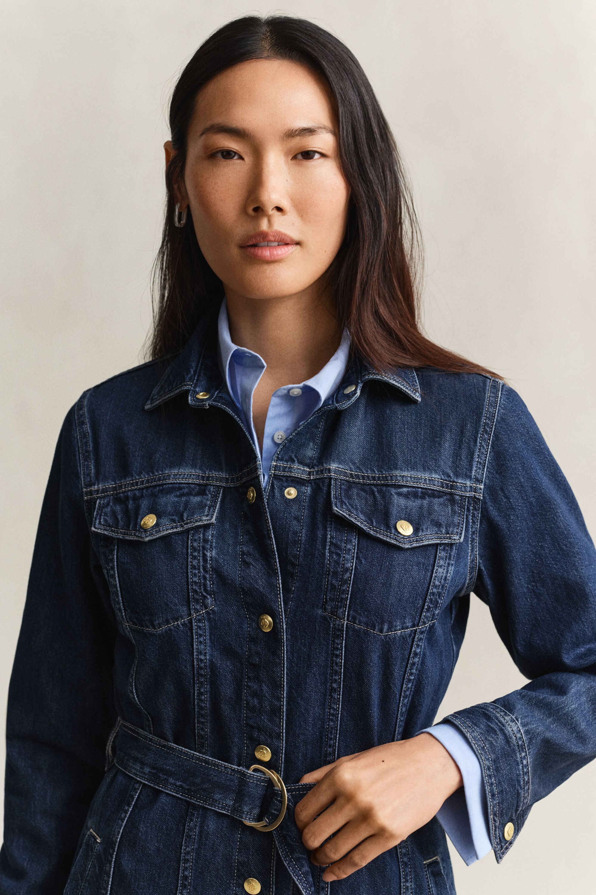Abito midi in denim con cintura