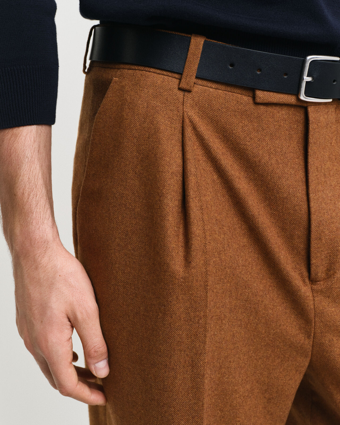 Pantaloni da abito in flanella di lana relaxed fit