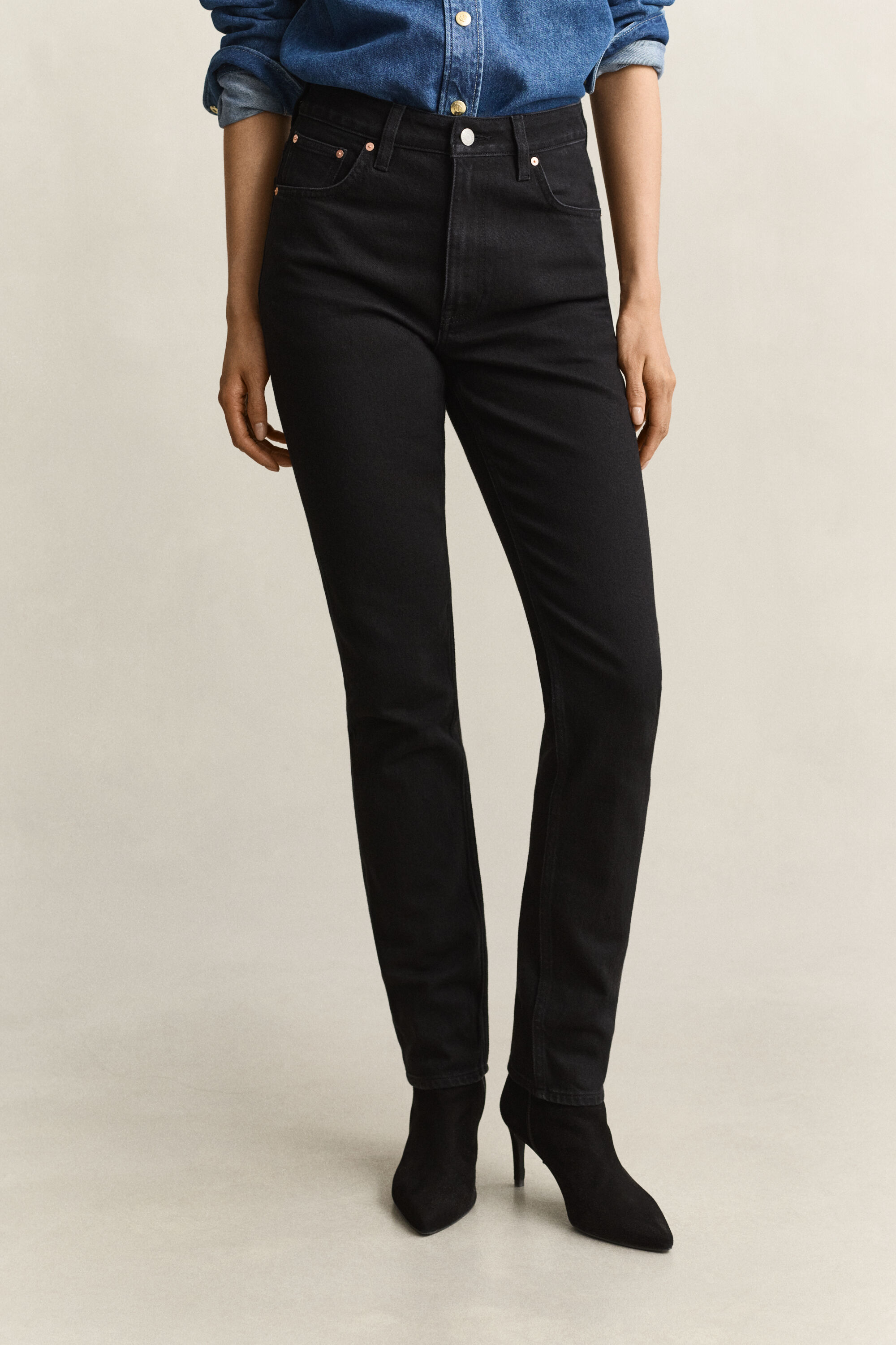 Jeans slim a vita alta
