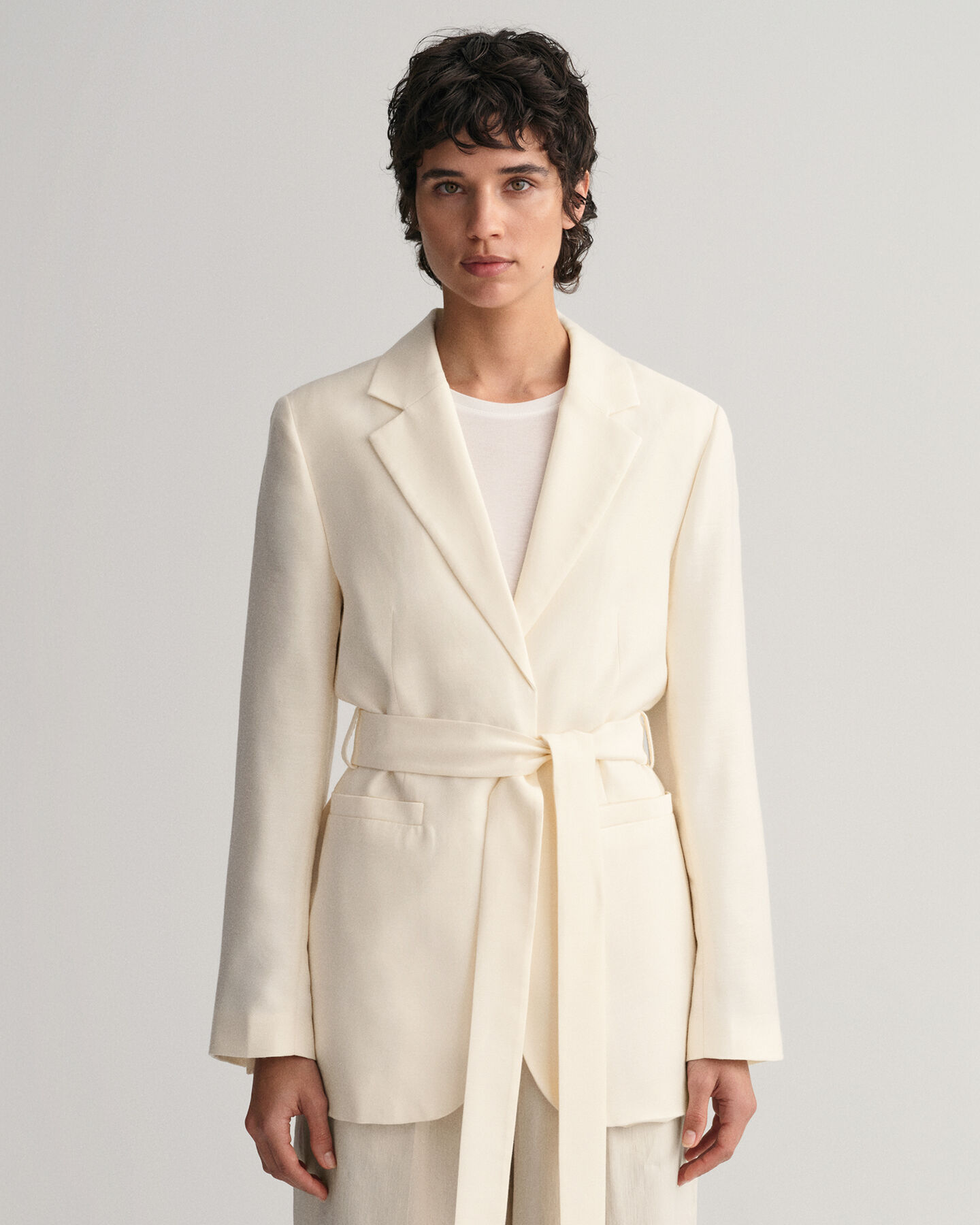 Blazer Fluid con cintura regular fit