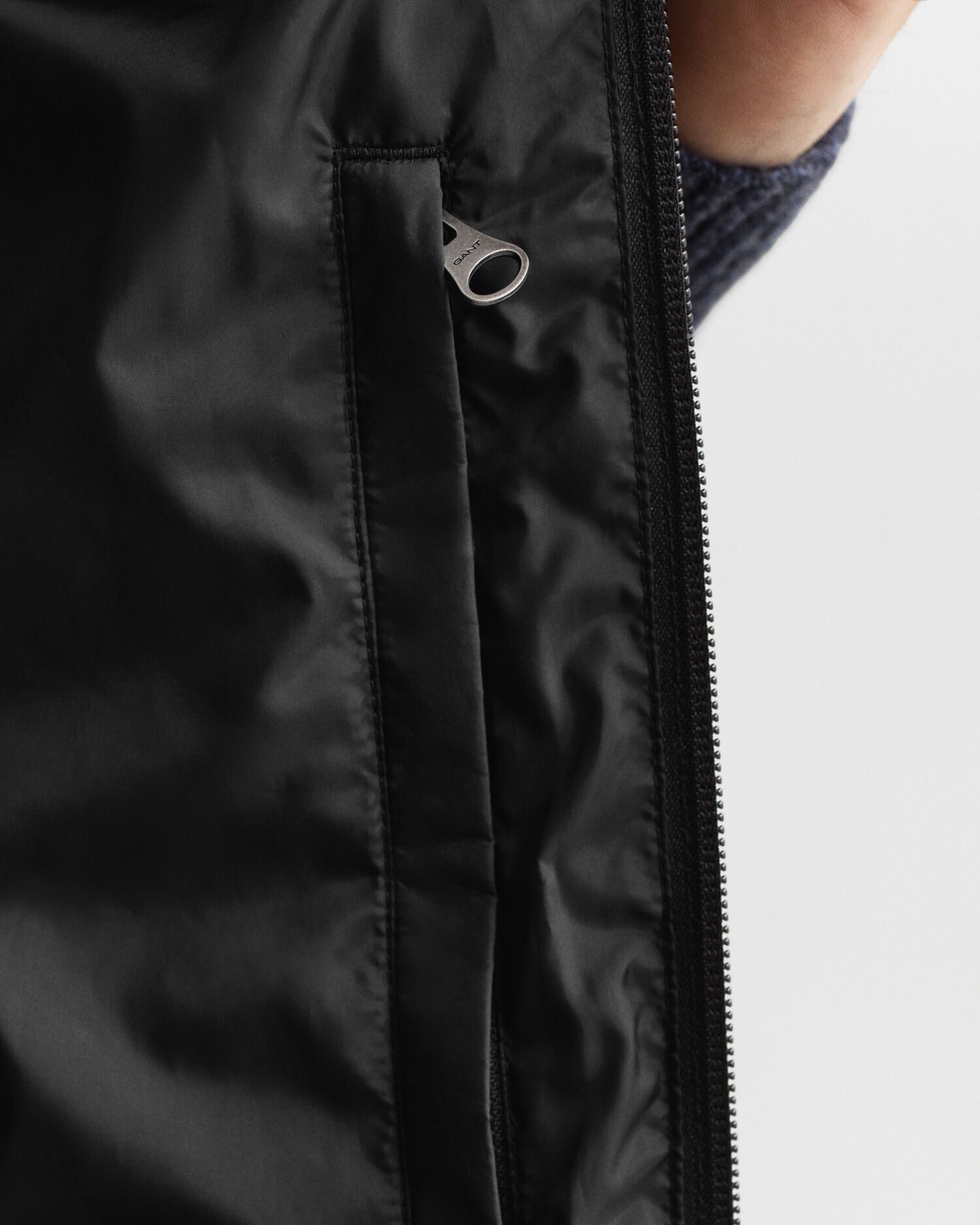 Smanicato leggero in piumino