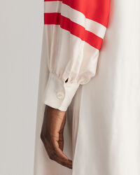 Abito con dettagli a righe