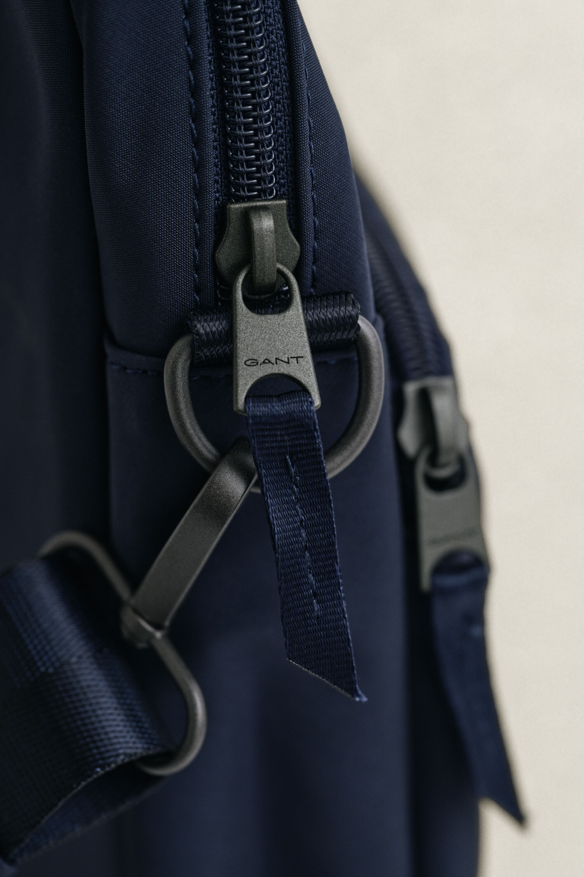 Borsa Commuter Essential