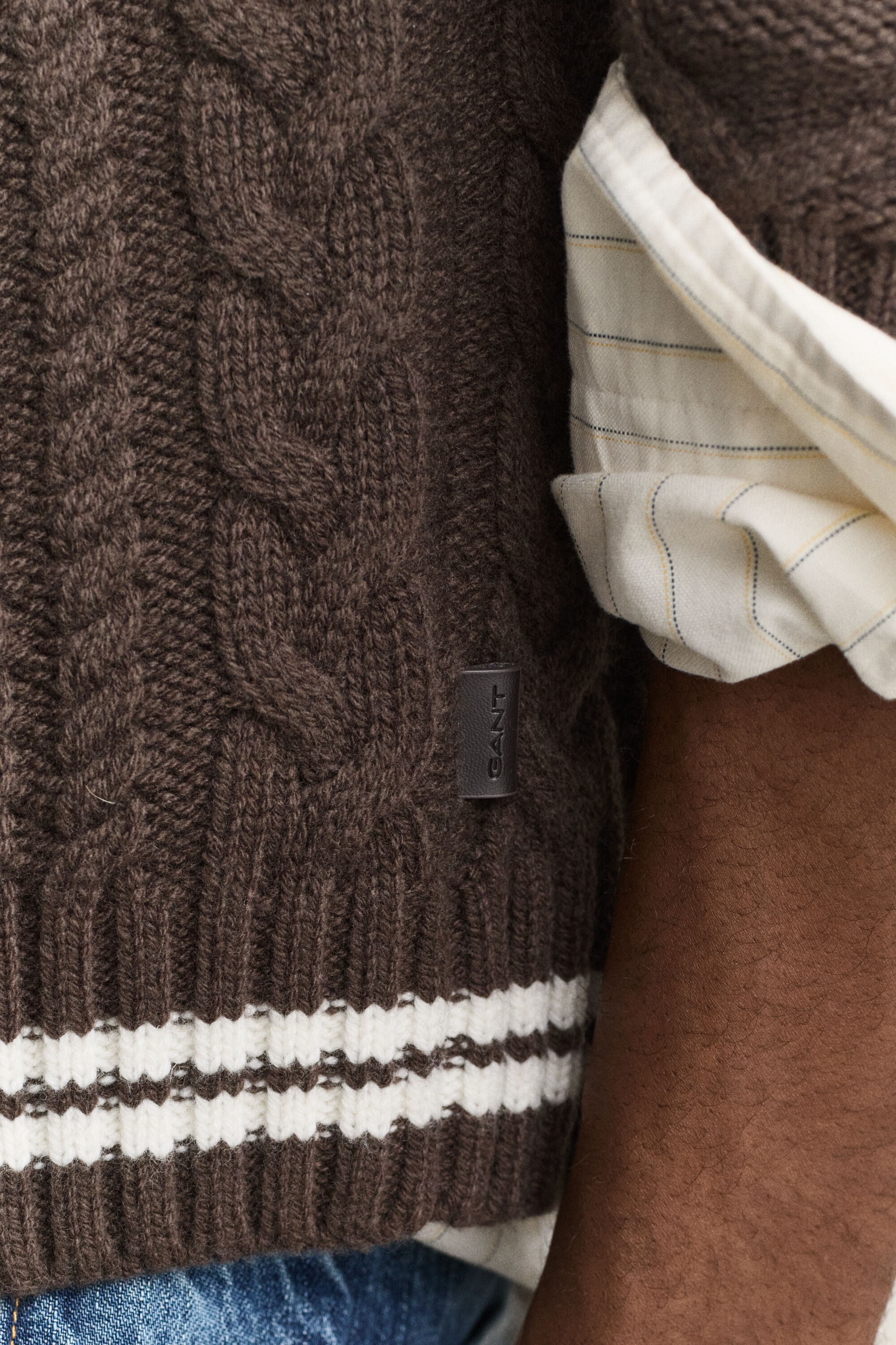 Cardigan in misto lana con lavorazione a trecce