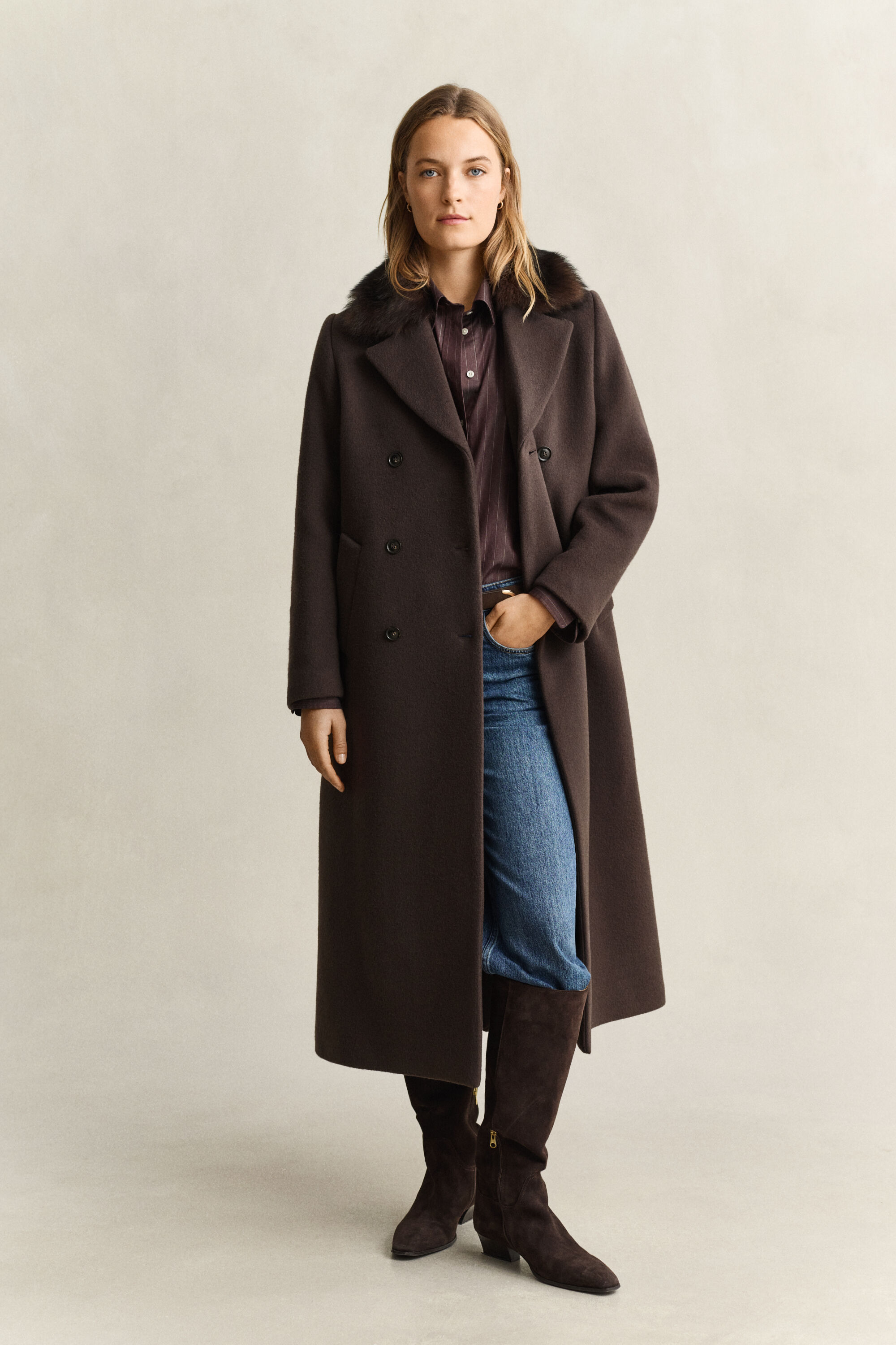 Cappotto con colletto in shearling