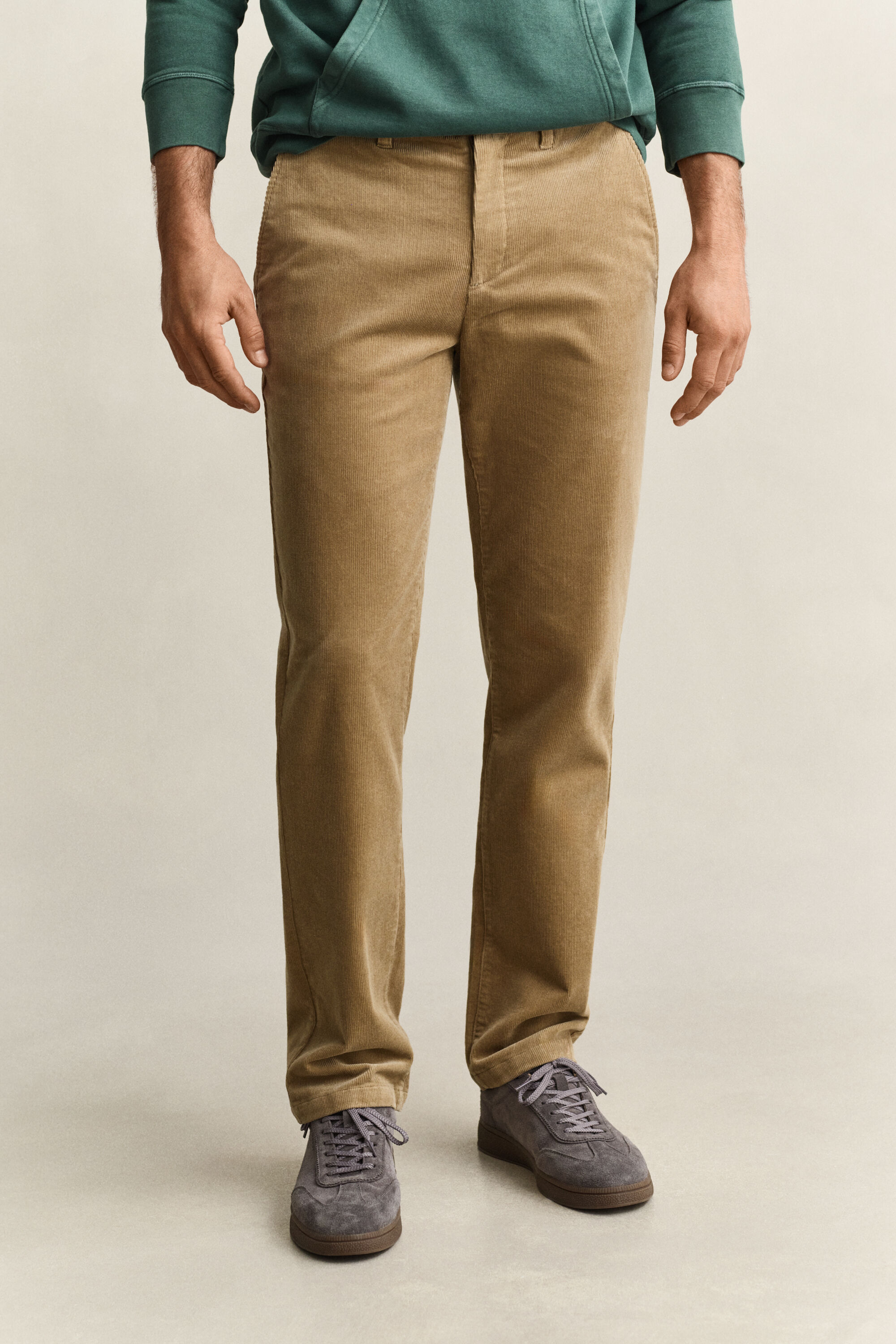 Pantaloni chino in velluto a coste regular