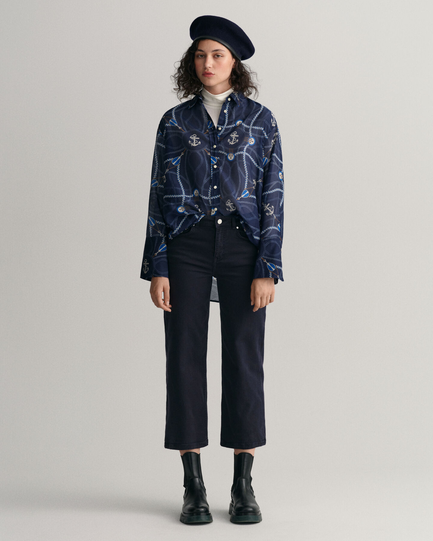 Jeans alla caviglia ampi colorati