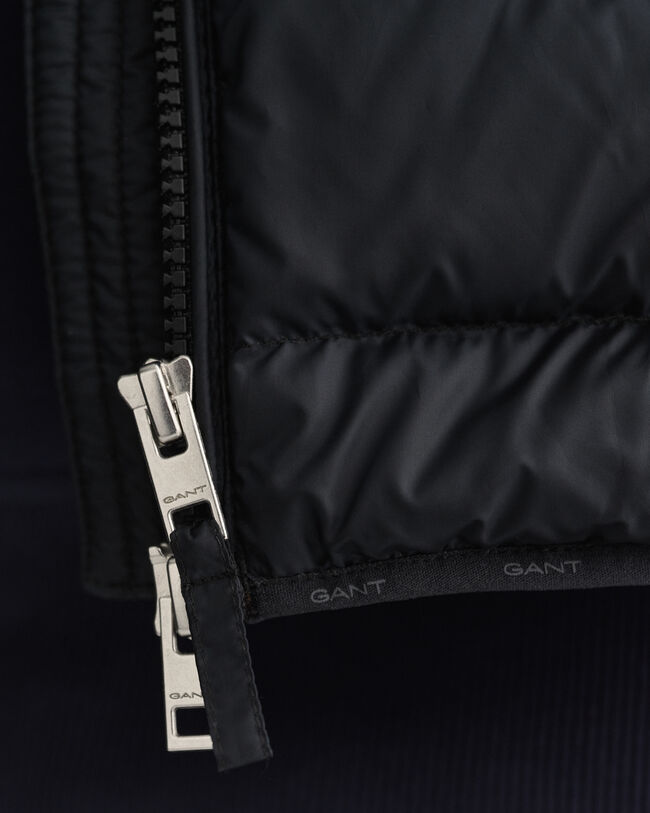 Piumino smanicato leggero