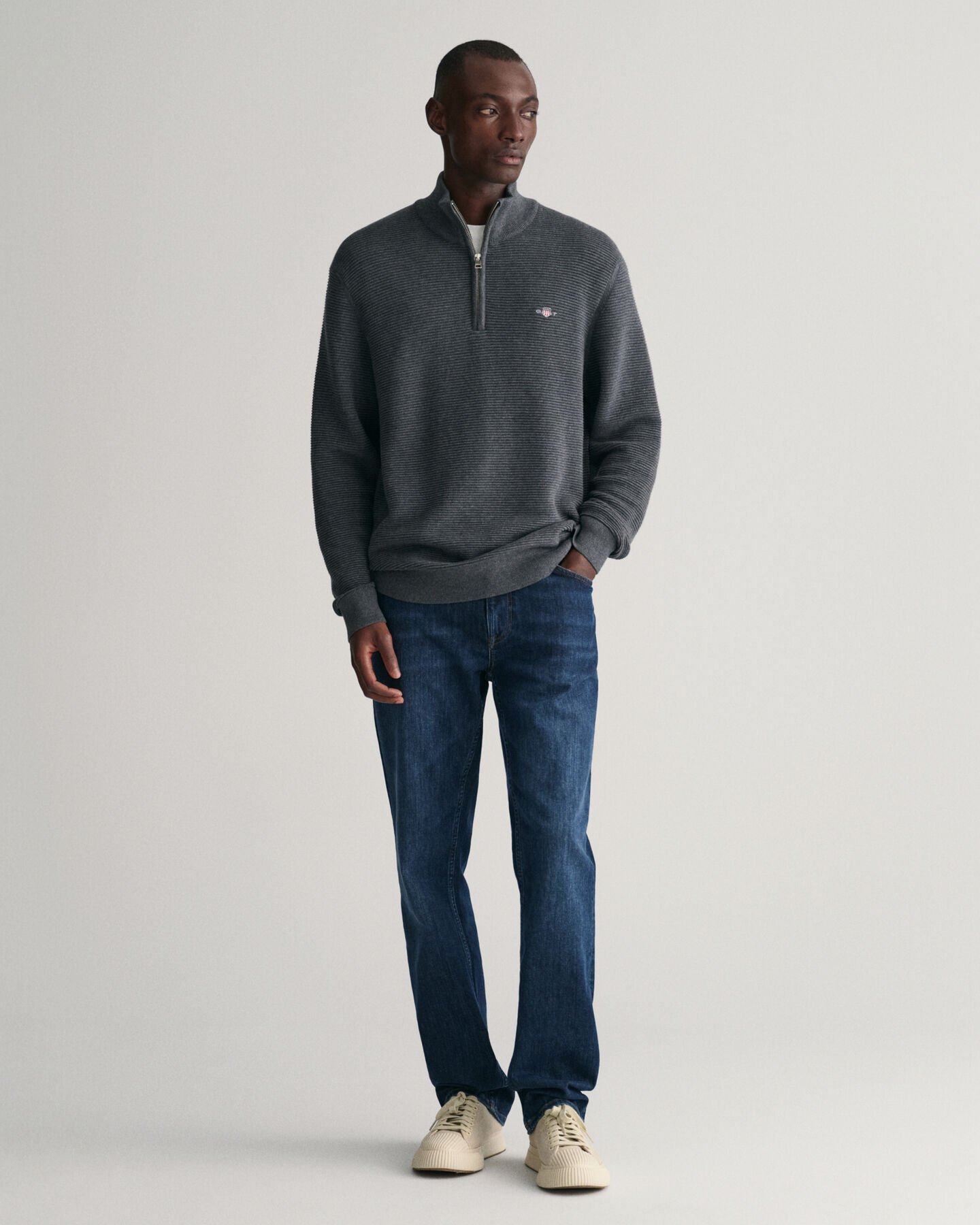 Maglia in cotone testurizzato con zip corta