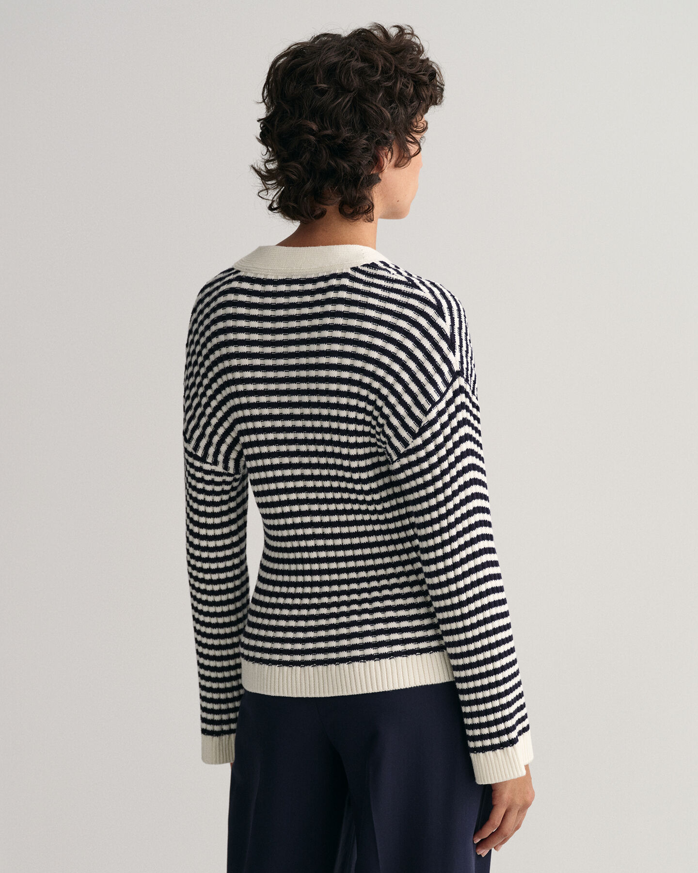 Cardigan con scollo a V in cotone a righe