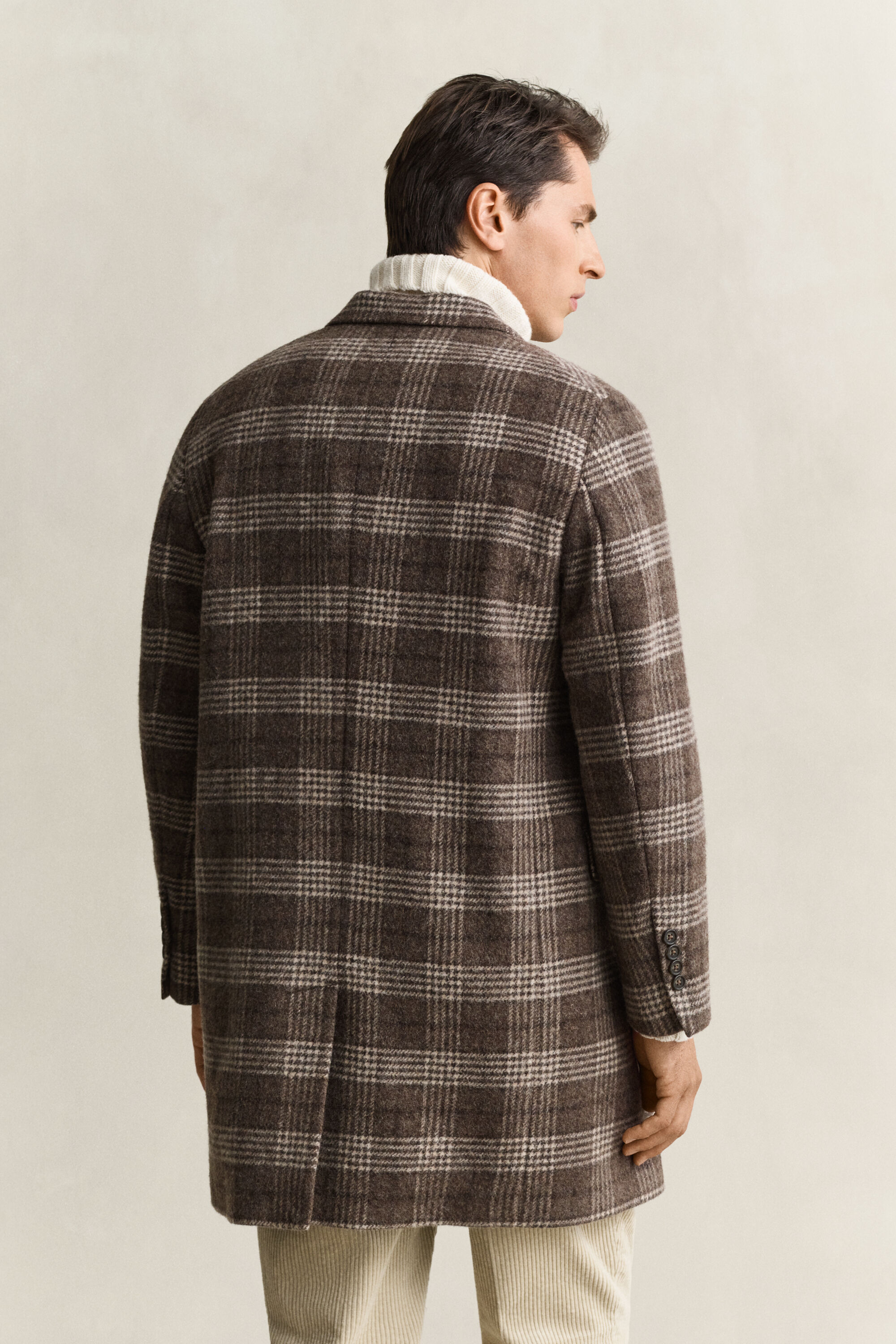 Cappotto in lana a doppio petto