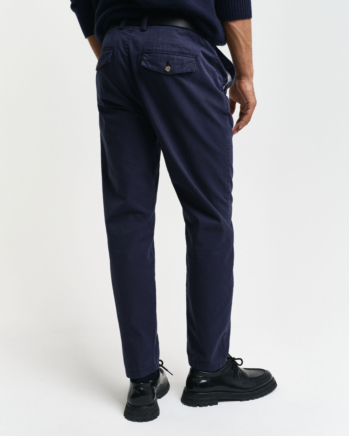 Pantaloni chino in tela stretti in fondo regular fit