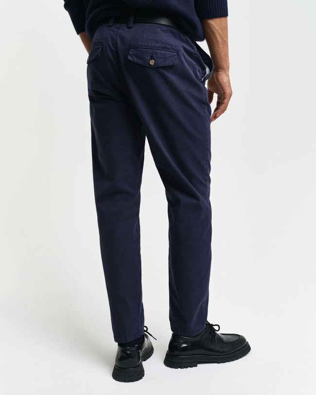 Pantaloni chino in tela stretti in fondo regular fit