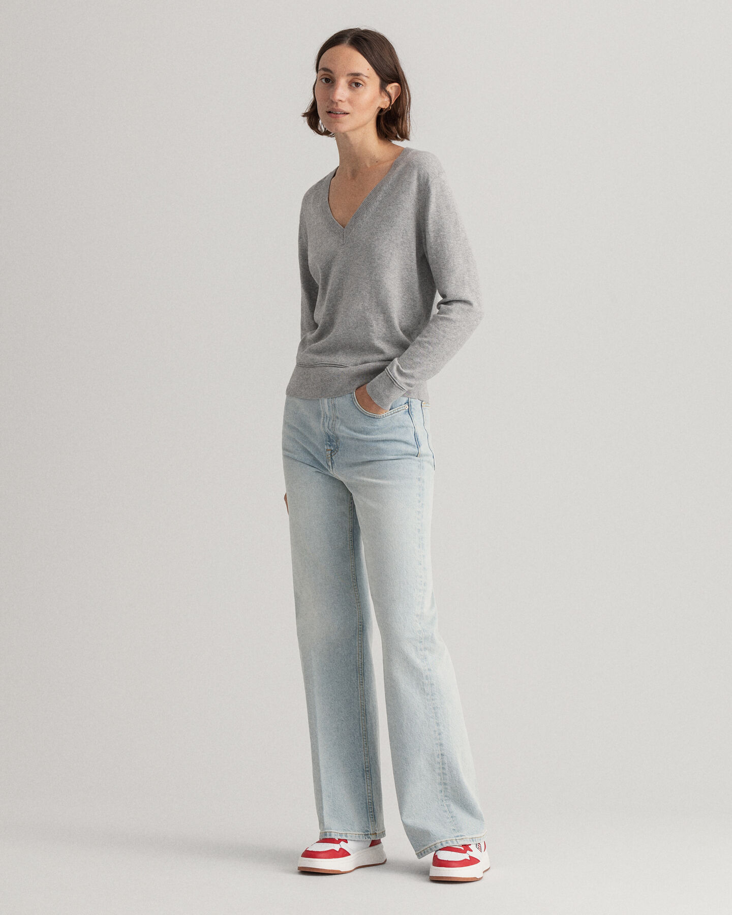 Maglia in cotone leggero con scollo a V