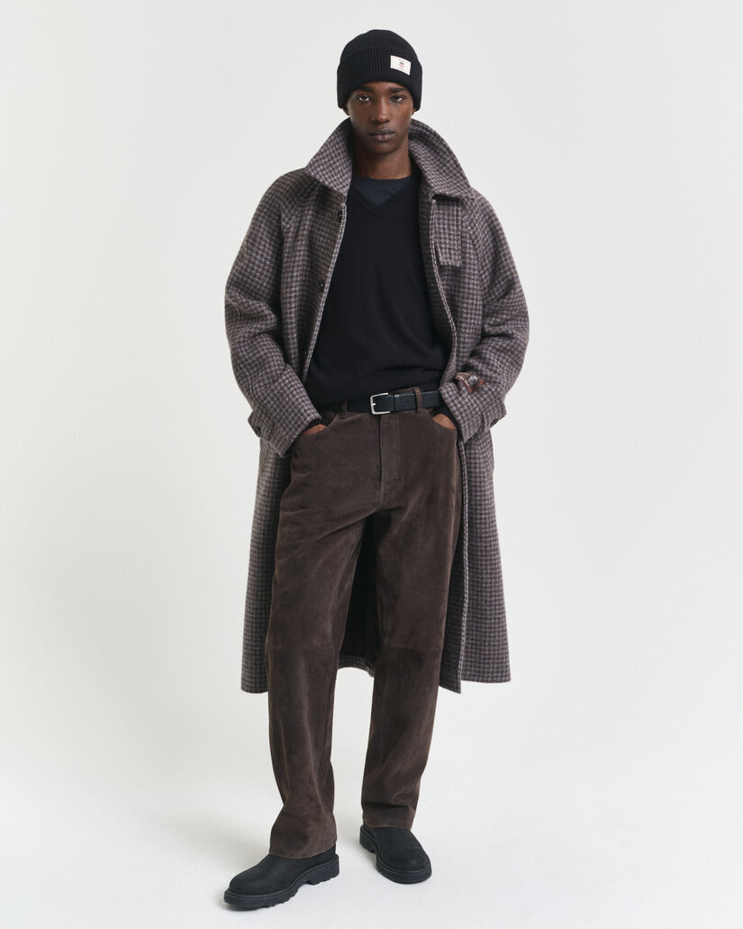 Maglia con scollo a V in finissima lana d’agnello