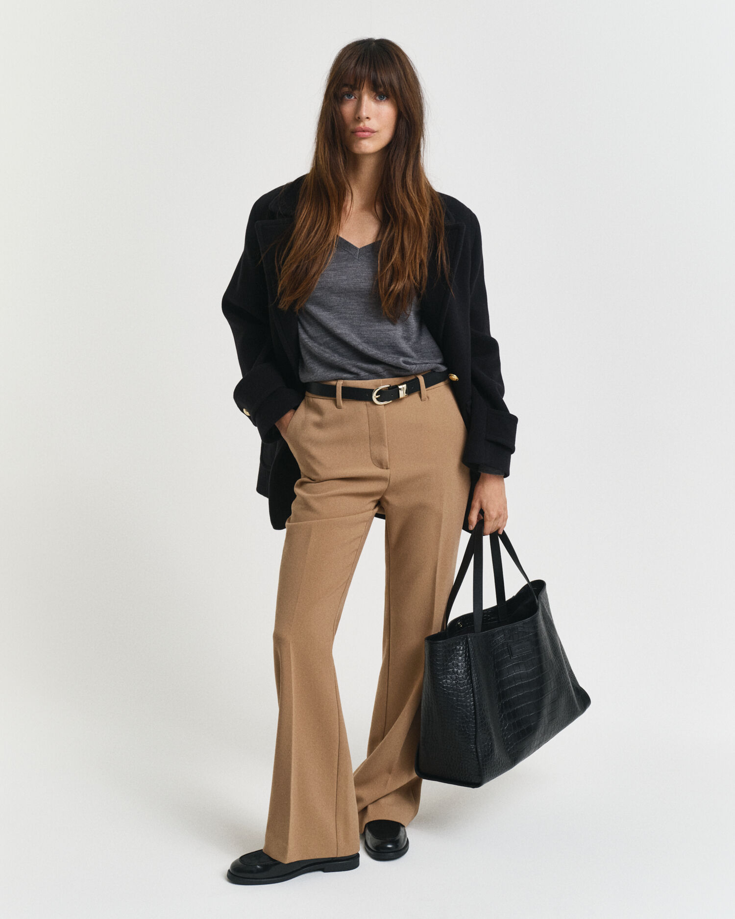 Maglia con scollo a V in finissima lana merino