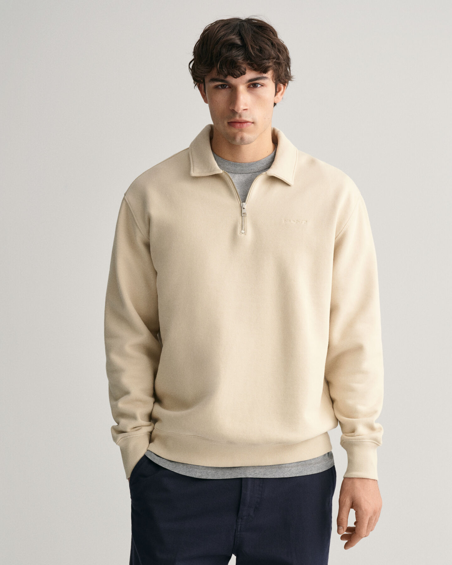 Felpa Logo GANT con zip corta