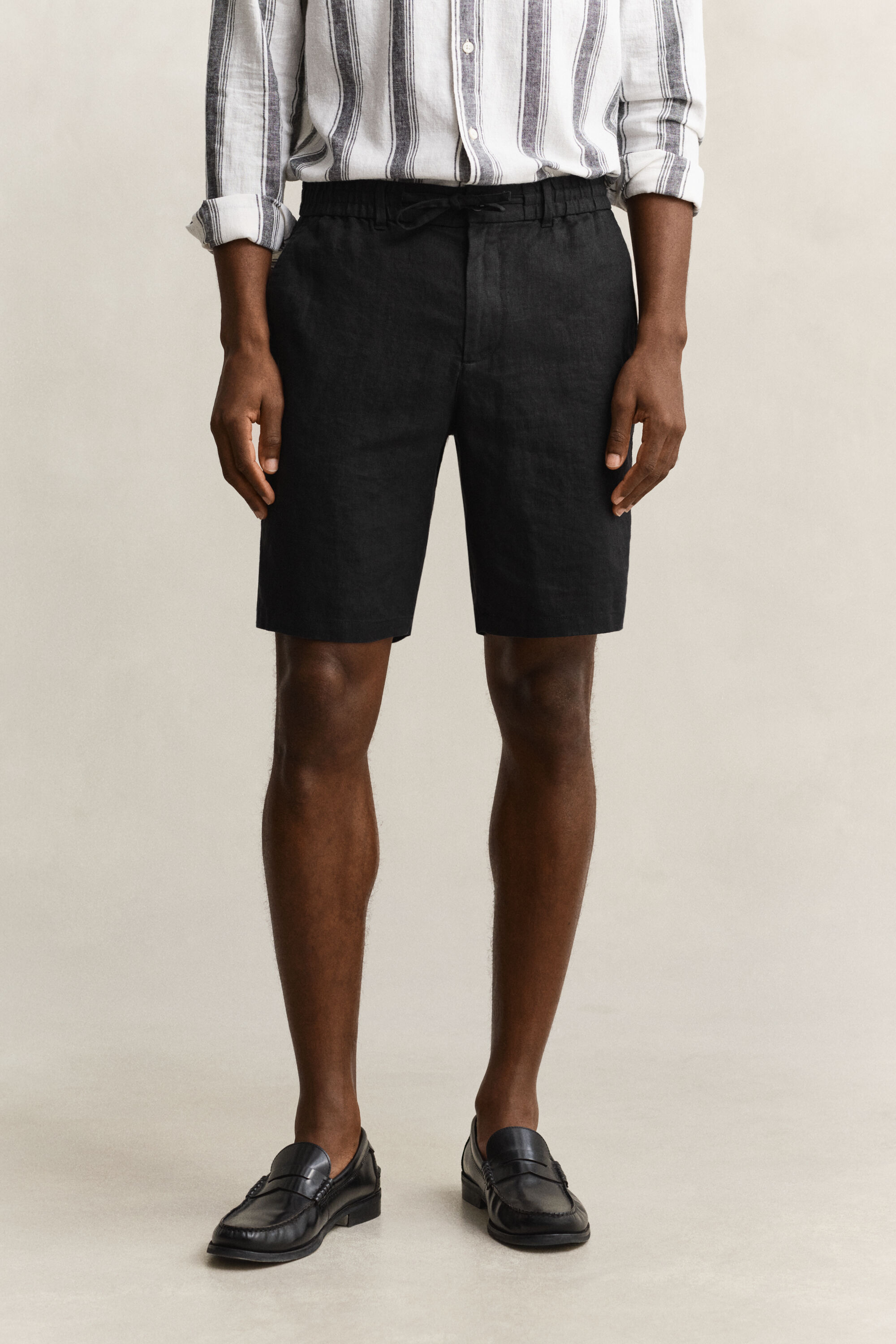 Pantaloncini di lino