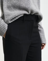 Pantaloni eleganti svasati slim fit