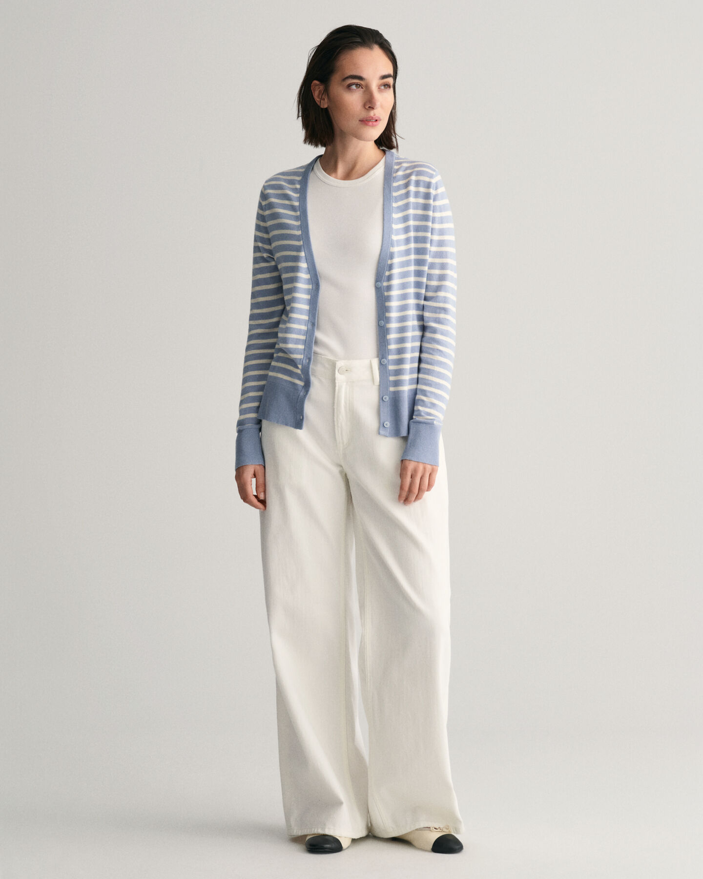 Cardigan a righe in maglia fine