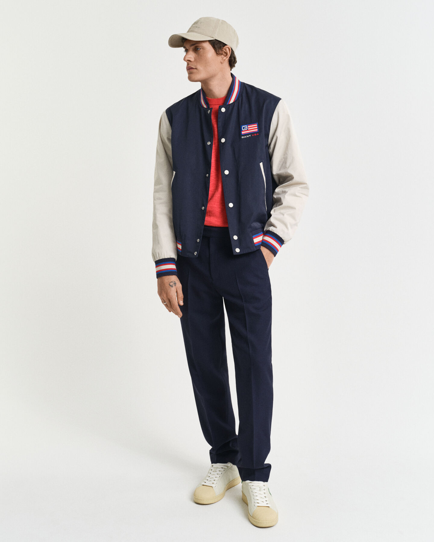 Maglia girocollo in misto lino