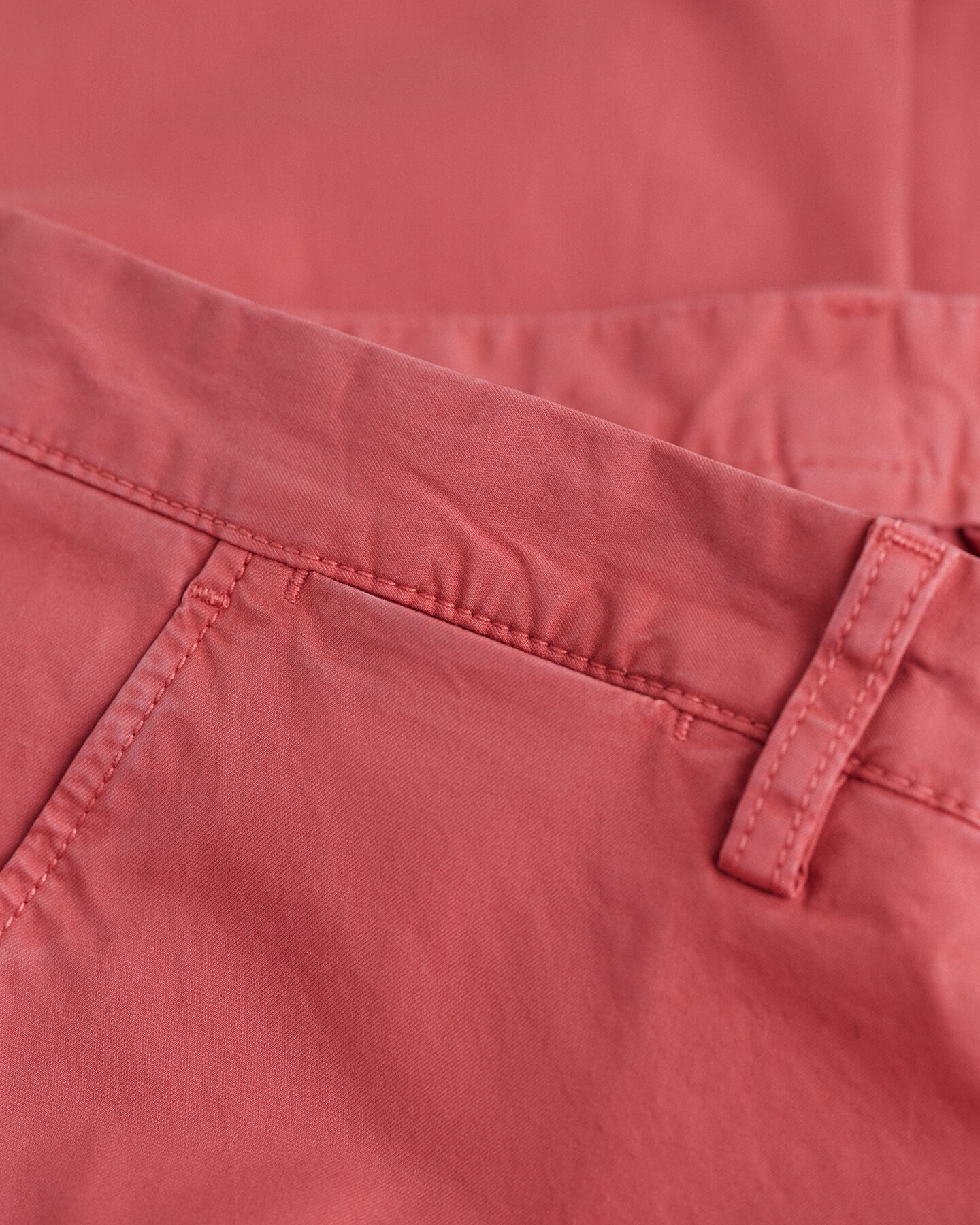 Pantaloni chino Hallden Sunfaded slim fit