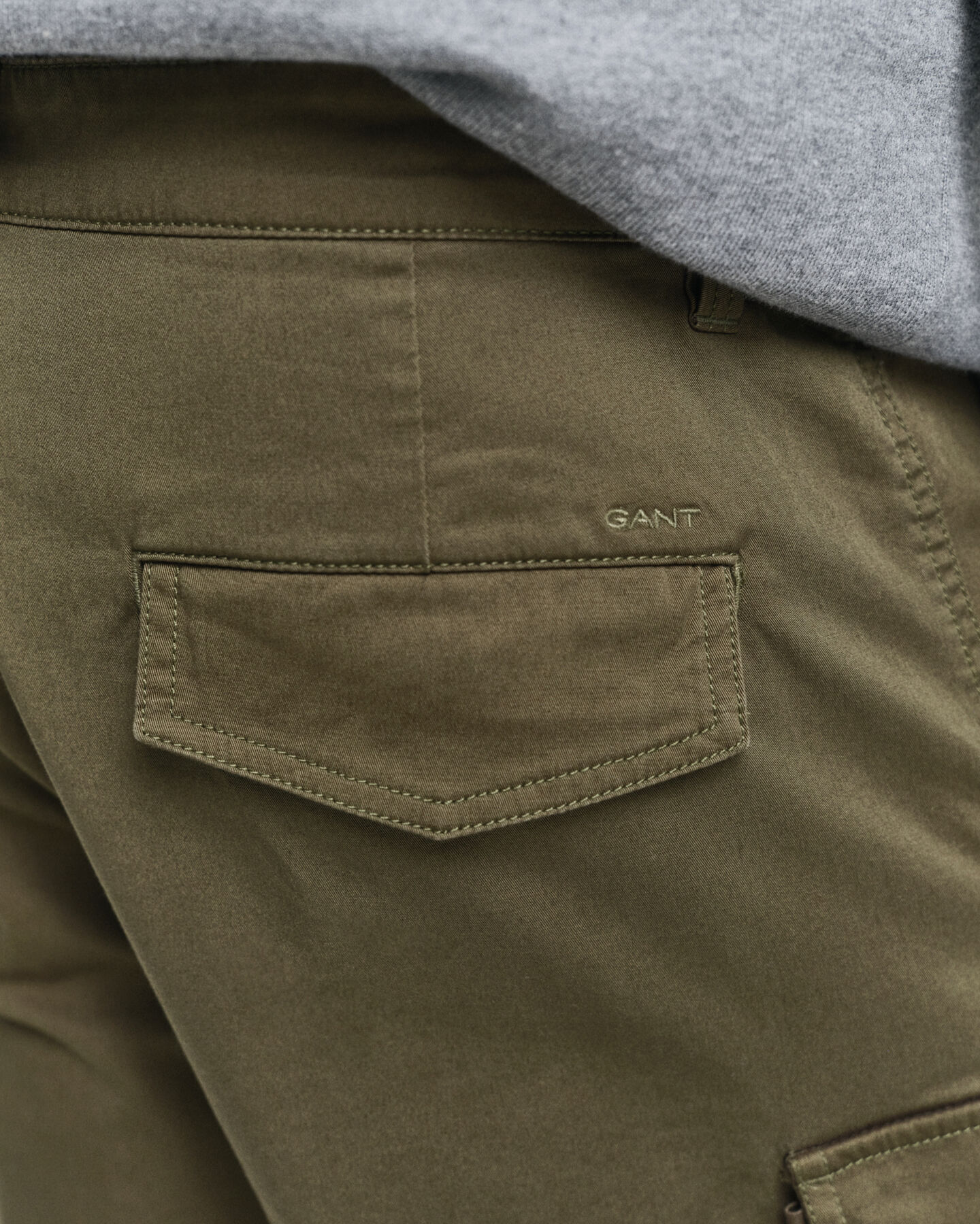 Pantaloncini cargo in twill relaxed fit