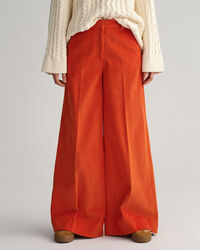 Pantaloni in velluto a coste a gamba larga e vita alta