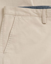 Pantaloni chino in twill slim fit