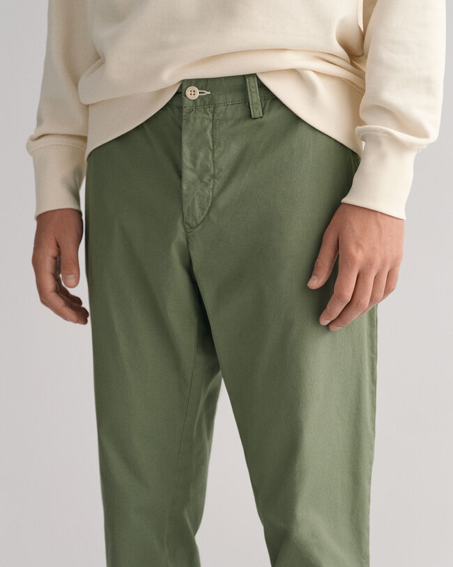 Pantaloni chino Hallden Sunfaded slim fit