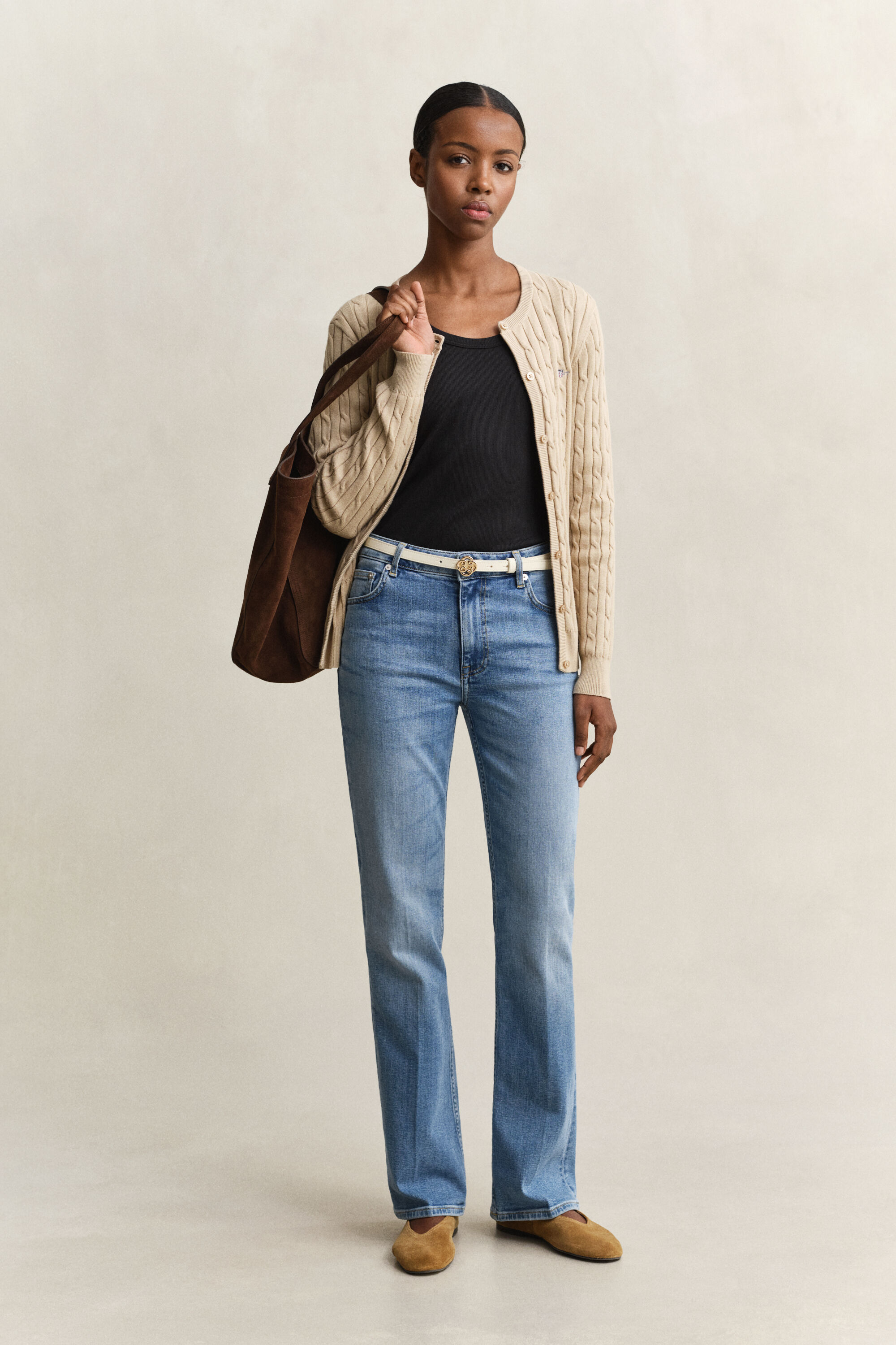 Cardigan in maglia con lavorazione a trecce