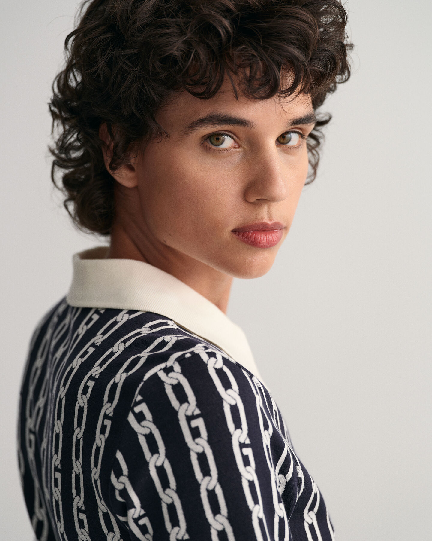 Abito a mezza manica e jacquard con catena