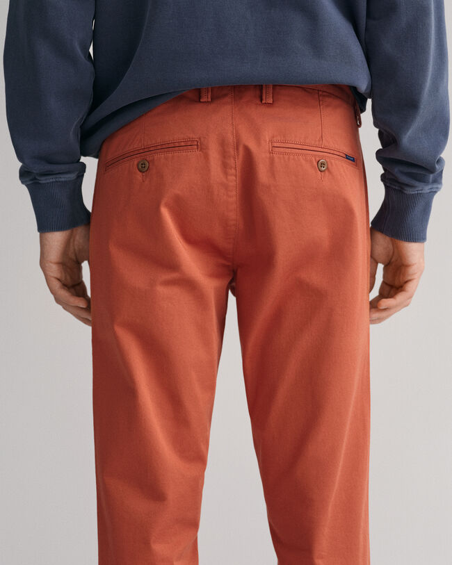 Pantaloni chino Hallden in twill slim fit