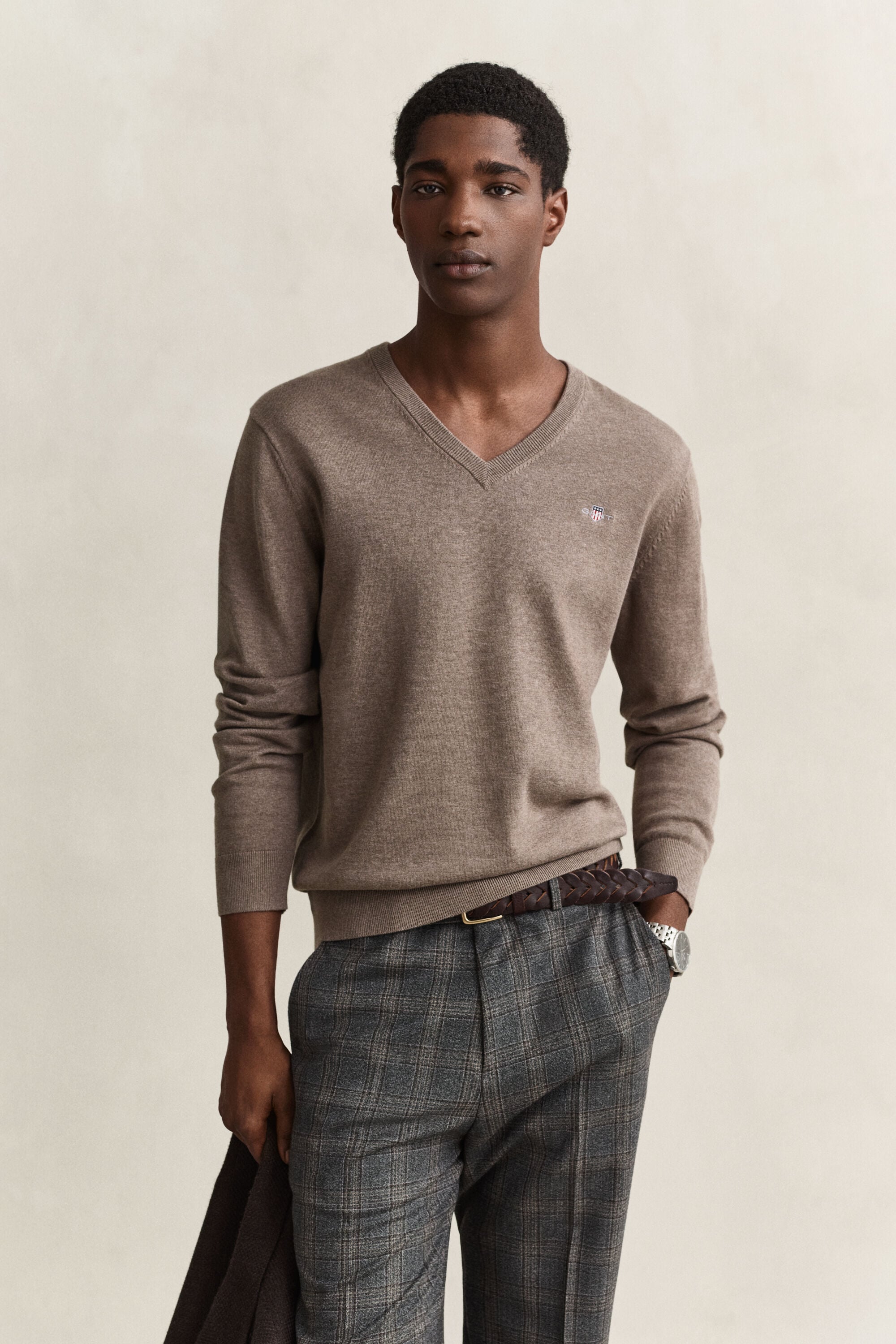 Maglia in cotone con scollo a V classico