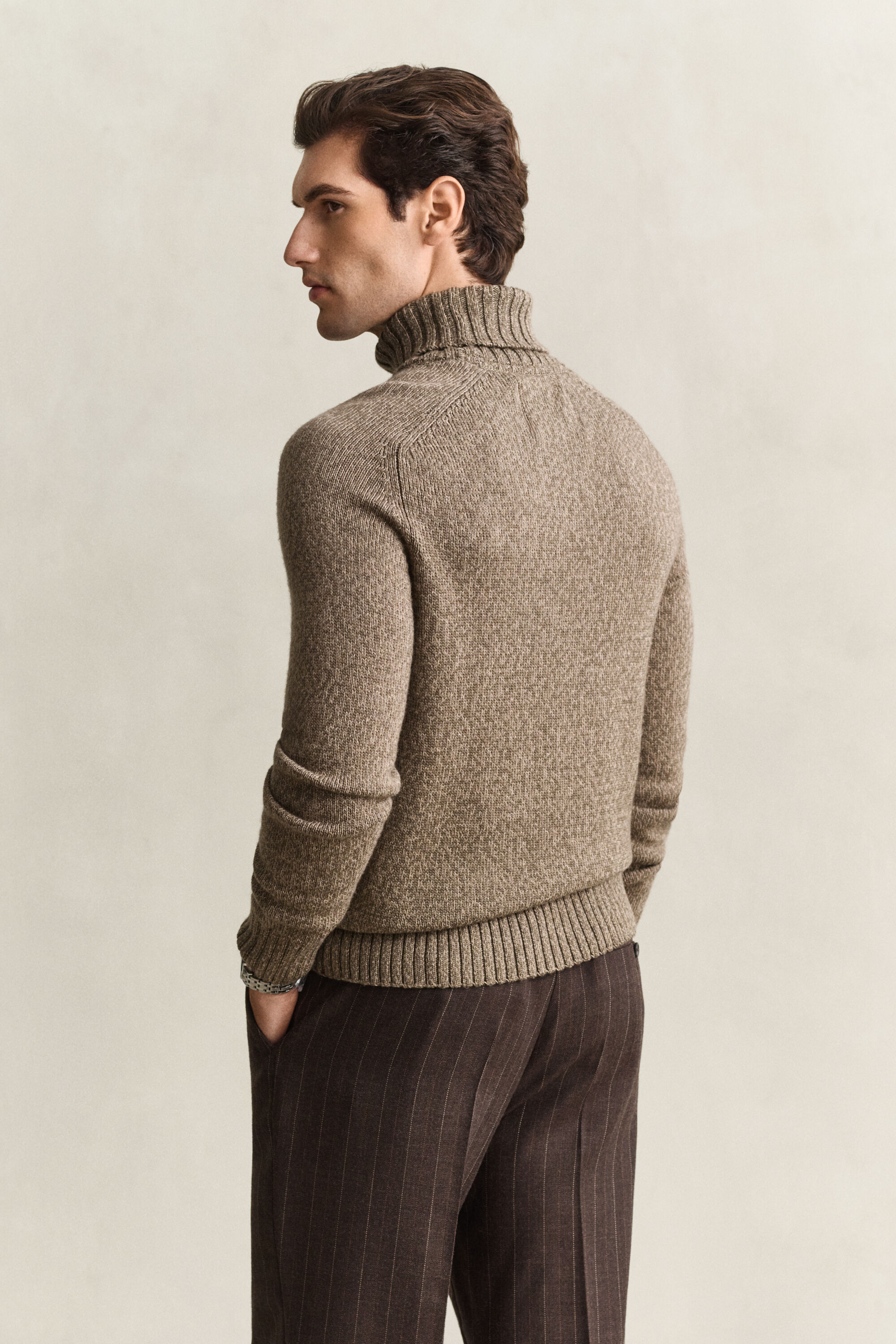 Maglia a collo alto in misto lana mouliné