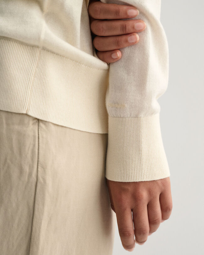 Maglia con scollo a V lavorata a maglia fine