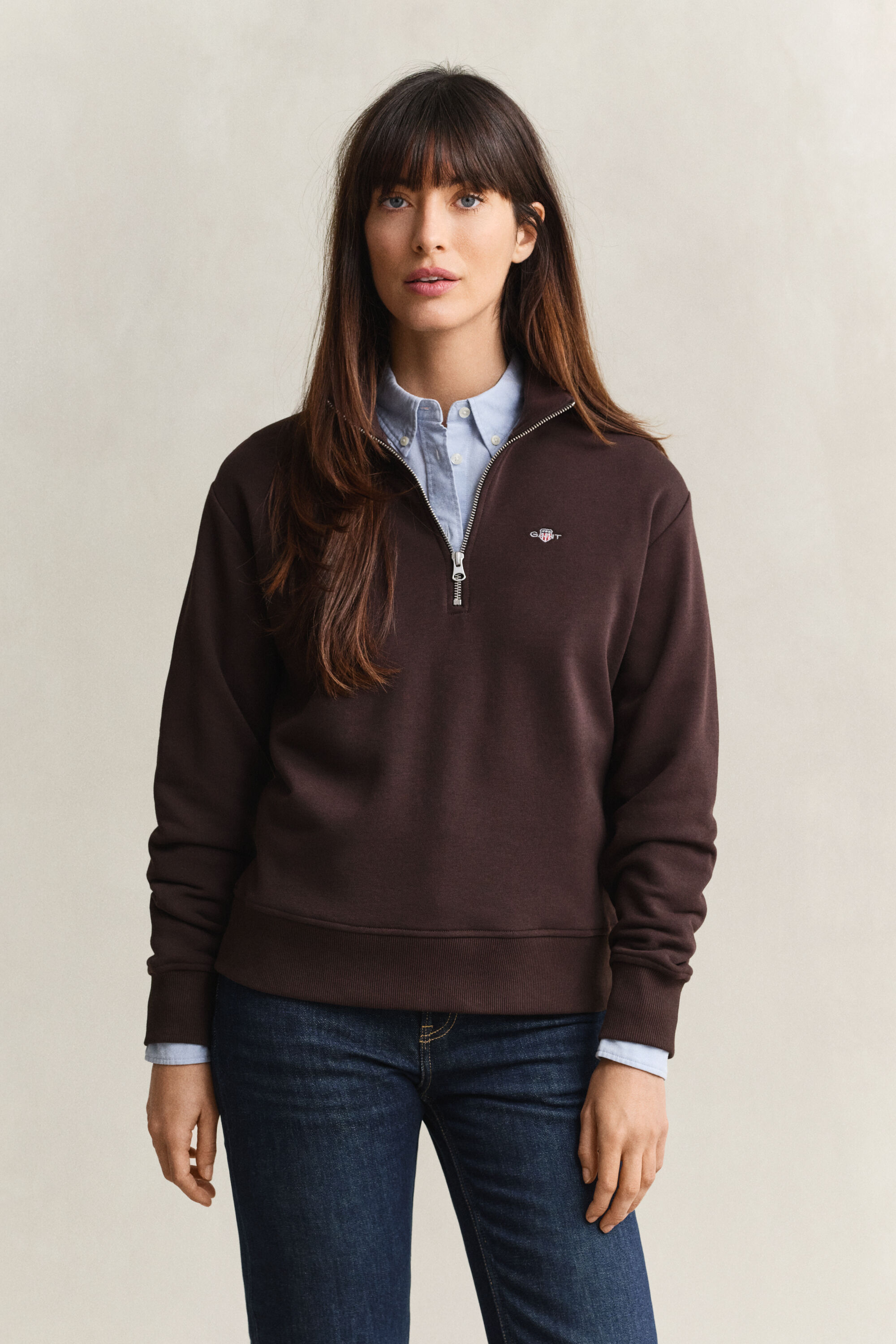 Felpa Shield con zip corta