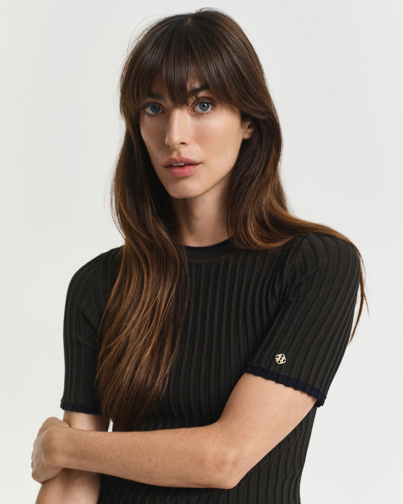 Maglia a maniche corte con coste a contrasto