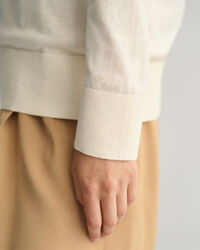 Maglia con scollo a V lavorata a maglia fine