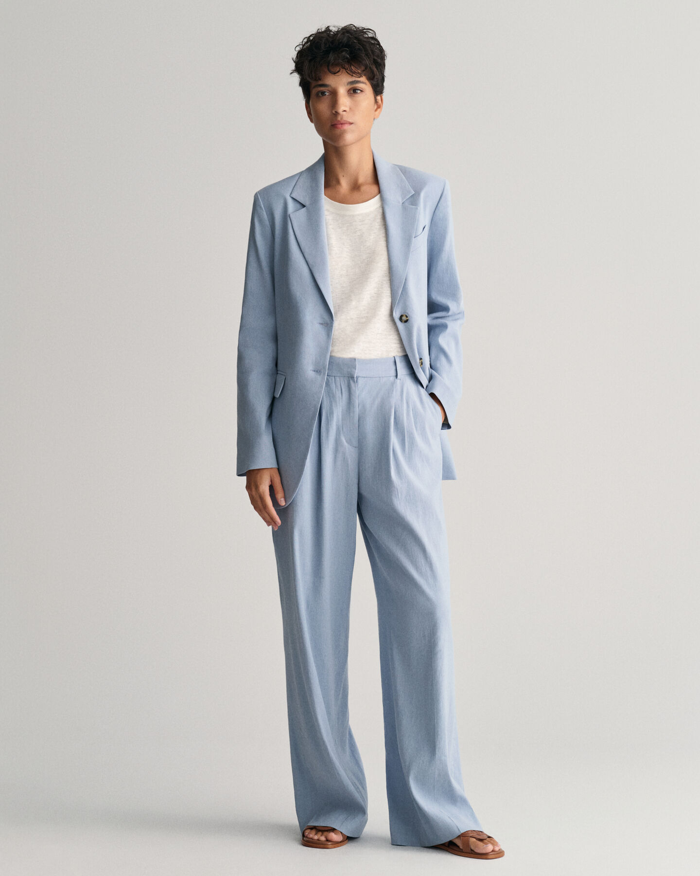 Pantaloni sartoriali elasticizzati in lino relaxed fit