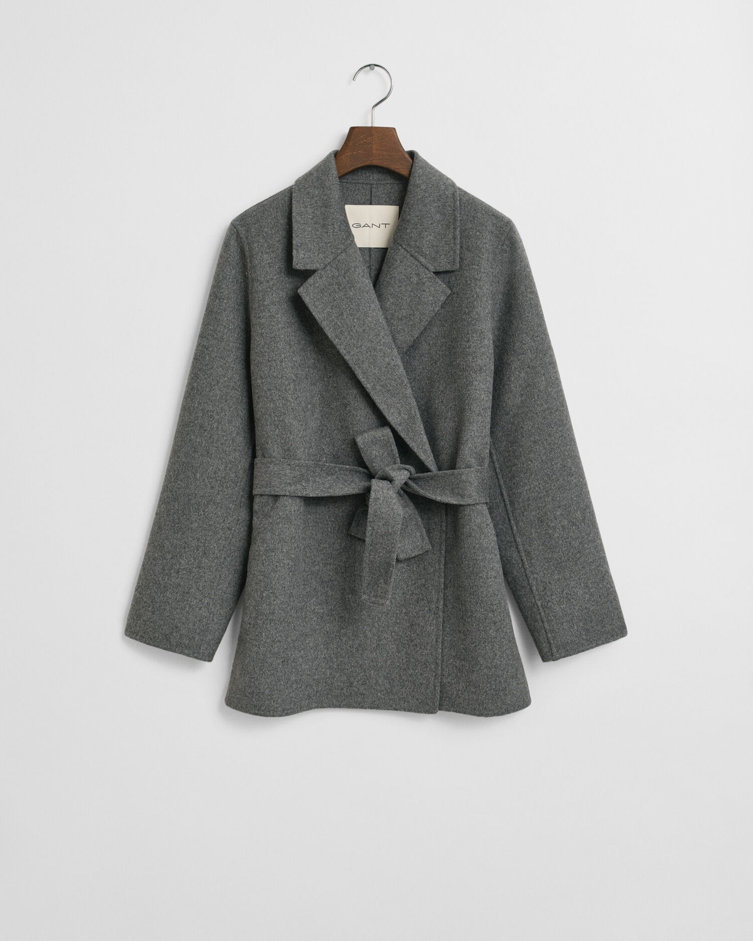 Giacca cucita a mano con cintura