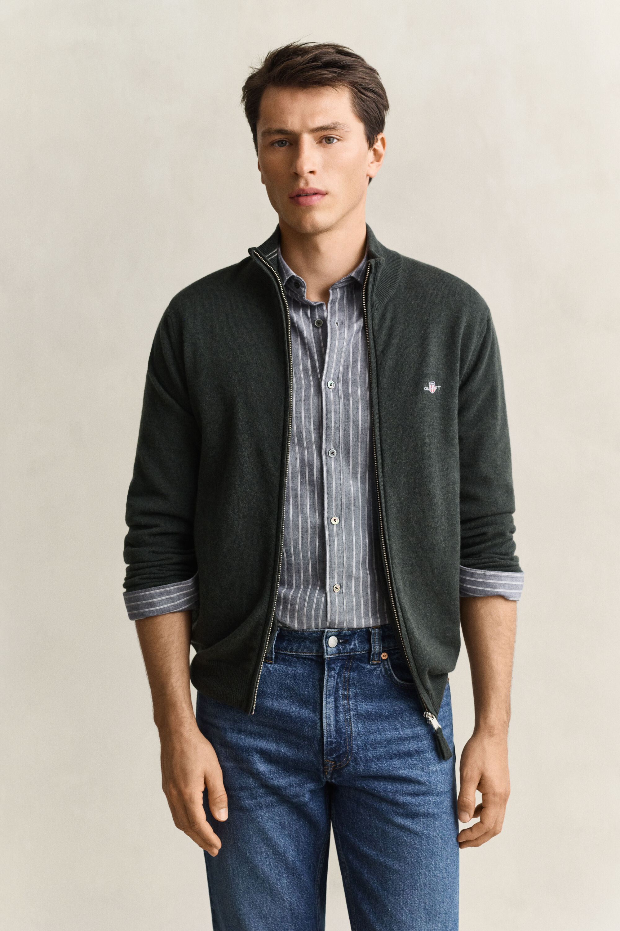 Cardigan con zip in lana d’agnello