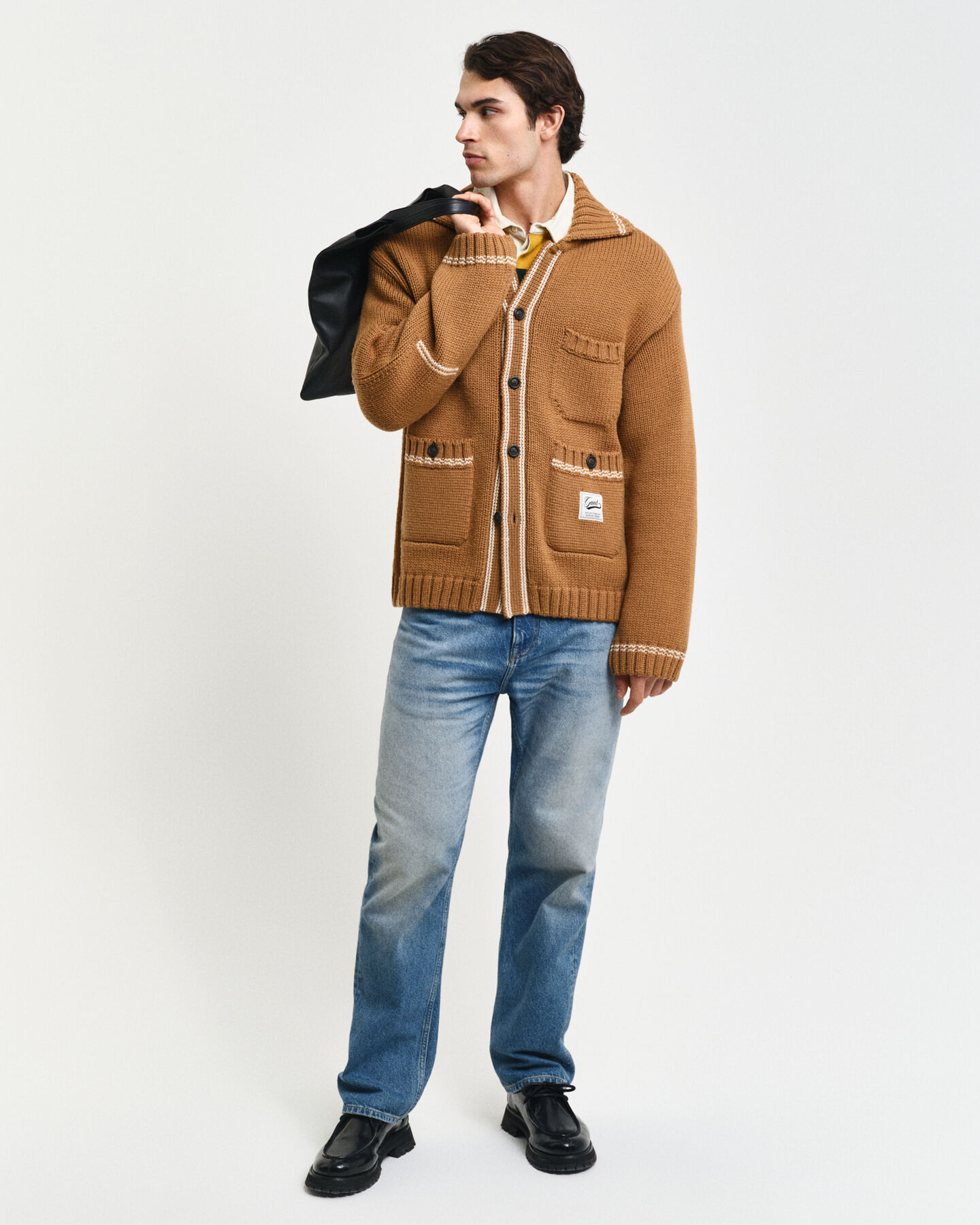 Cardigan in lana con bottoni