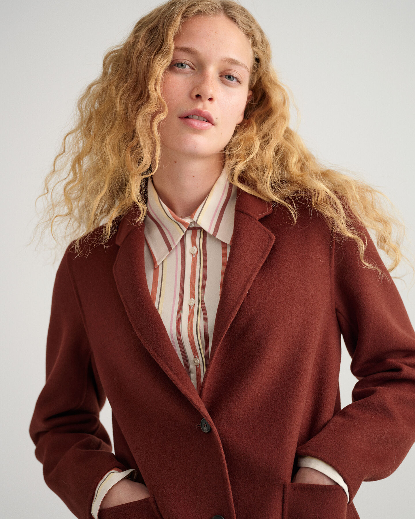 Blazer dritto cucito a mano